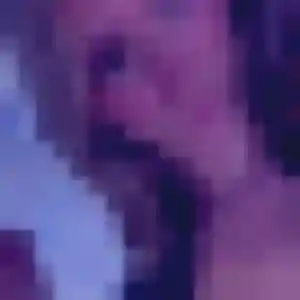 Photo privée de Suzanne, 20 ans à Aigues-Mortes - rencontre coquine