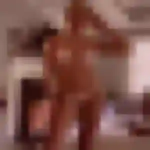Ulrike de Aniche, 26 ans - rencontre sexy en toute liberté