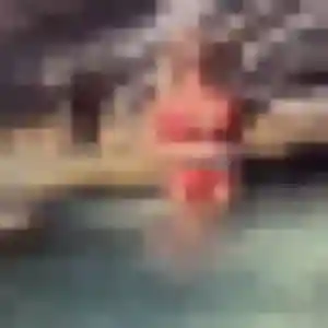 Nicole, 26 ans, en ligne à Arès pour une rencontre coquine
