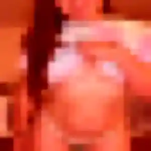 Karine, fille de 43 ans veut rencontre sexy à Arradon