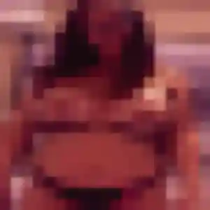 Rencontre Djamila, 33 ans à Auby en privé