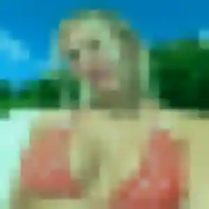 Constance de Aulnoye-Aymeries, 36 ans - rencontre sexy sans prise de tête