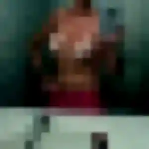 Gaia, 28 ans, connectée à Bain-de-Bretagne pour un rencontre sexy