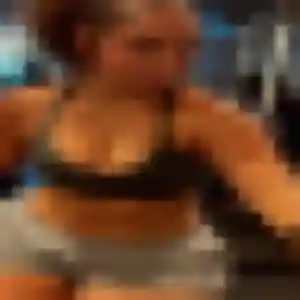 Colombine (35 ans) à Baisieux attend une rencontre maintenant