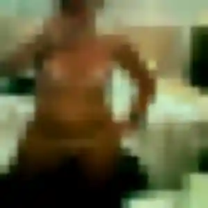 Ornella, 32 ans, connectée à Bernay pour une rencontre coquine