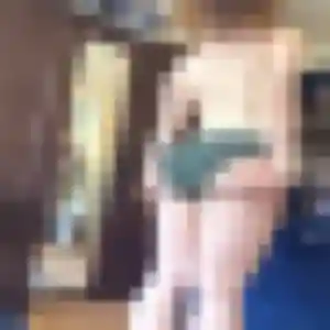 rencontre sexy à Castelginest : photo de Anne-Charlotte, 20 ans - sans engagement