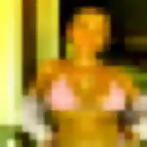 Découvre Laura, 32 ans à Châlette-sur-Loing en privé
