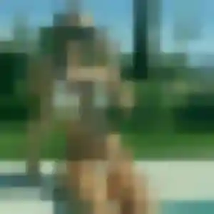 Theresa, 22 ans, connectée à Châlons-en-Champagne pour un rencontre sexy