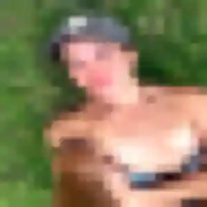 Augustine (20 ans) à Châtenoy-le-Royal attend un rencontre sexy maintenant