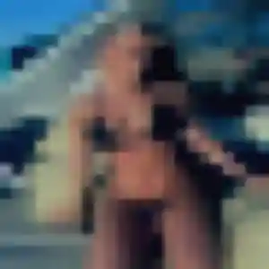 Alienor de Chevilly-Larue, 25 ans - rencontre sexy en toute liberté