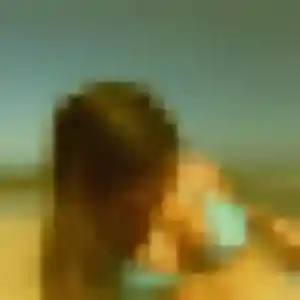 Découvre Monique, 20 ans à Claix en privé
