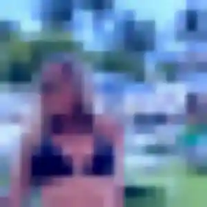 Contacte Gladys, 29 ans à Cormelles-le-Royal en privé
