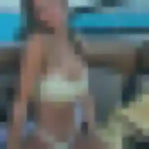 rencontre sexy à Coutances : photo de Lena, 24 ans - accès libre