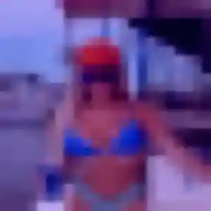 Sandrine, femme de 43 ans propose rencontre sexy à Decazeville