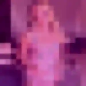 Découvre Johanna, 20 ans à Domène en privé
