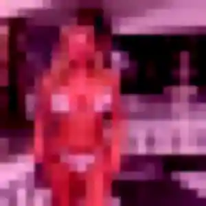 Uranie, 28 ans, connectée à Eschau pour une rencontre coquine