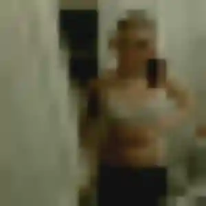 Clemence, 42 ans, en ligne à Évron pour une rencontre coquine