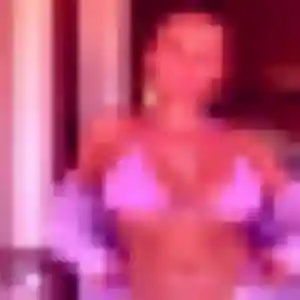 rencontre sexy à Eyguières : profil de Anne-Charlotte, 40 ans - sans engagement