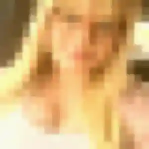Ghislaine, fille de 20 ans propose rencontre sexy à Eyguières