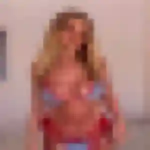 Ximena, 24 ans, en ligne à Fabrègues pour une rencontre coquine