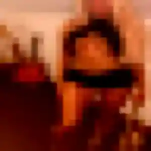 rencontre sexy à Gan : photo de Cyrielle, 30 ans - accès libre