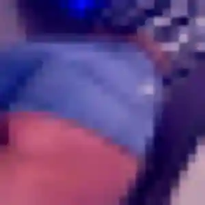 Augustine, 30 ans, connectée à Grézieu-la-Varenne pour une rencontre coquine