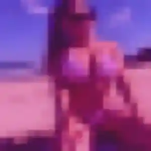 Photo sexy de Albertine, 30 ans à Hauts de Bienne - plan discret