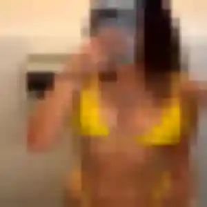 rencontre sexy à Hendaye : photo de Blanche, 34 ans - accès libre
