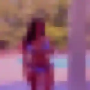 Francine, 38 ans, connectée à Ifs pour une rencontre coquine