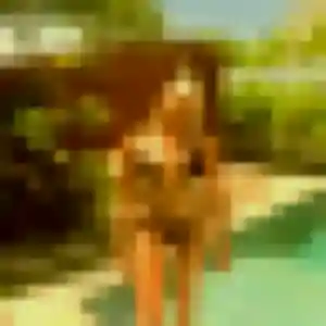 Naomi, 33 ans, connectée à Jassans-Riottier pour une rencontre coquine