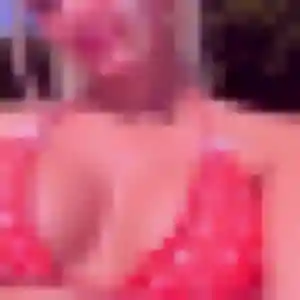 Nicole (23 ans) à La Crau cherche une rencontre ce soir