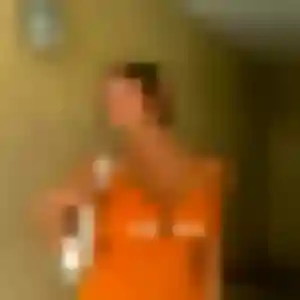Leonore (24 ans) à La Crèche cherche un rencontre sexy maintenant