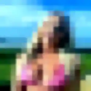 Flore, 24 ans, disponible à Le Perreux-sur-Marne pour un rencontre sexy