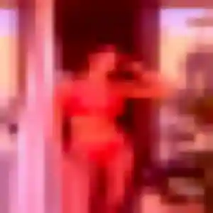 Jessica, 26 ans, disponible à Les Clayes-sous-Bois pour une rencontre coquine