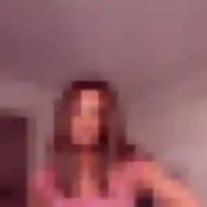 Dina de Les Essarts-le-Roi, 38 ans - rencontre sexy sans lendemain