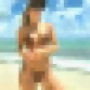 Leana de Lisses, 23 ans - rencontre sexy en toute liberté