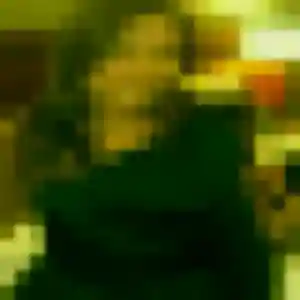 Elise, 28 ans, connectée à Louhans pour une rencontre coquine