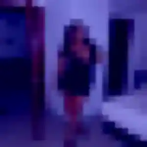 Charmante Uranie, 22 ans à Marennes-Hiers-Brouage - la contacter