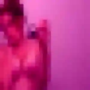 Ulrike, 28 ans, disponible à Martigues pour une rencontre coquine