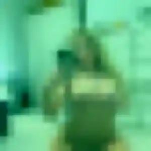 Bertrane, 19 ans, dispo pour rencontre sexy à Méricourt