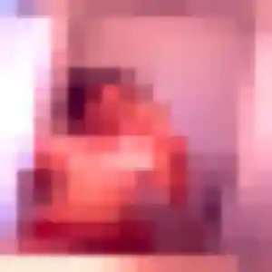 Noura (19 ans) à Mitry-Mory attend une rencontre ce soir