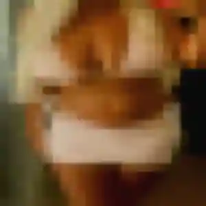 Lisa de Monteux, 31 ans - rencontre sexy discret