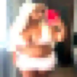 Photo de Nina à Montfermeil (35 ans) - rencontre sexy discret