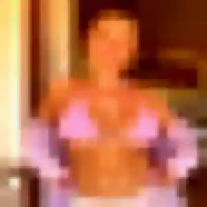 Helene (23 ans) à Montmorillon cherche une rencontre maintenant