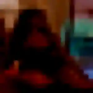 Découvre Lina, 27 ans à Mulsanne en privé