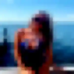 Charlotte, 36 ans, disponible à Neufchâteau pour une rencontre coquine