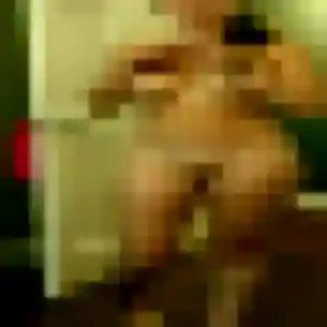 rencontre sexy à Nuits-Saint-Georges : photo de Ninon, 19 ans - accès libre
