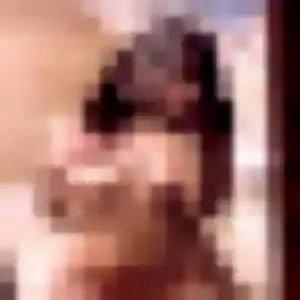 Delia, 42 ans, en ligne à Paray-Vieille-Poste pour un rencontre sexy