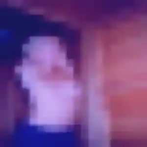 Viviane, 20 ans, connectée à Parthenay pour une rencontre coquine