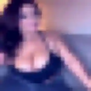 Corinne (30 ans) à Plescop attend une rencontre maintenant